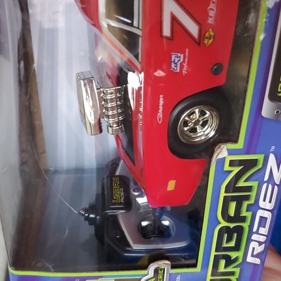 1970 Dodge Charger Urban Ridez RC Full Function B/O 1:24 Scale - Picture 8 of 10